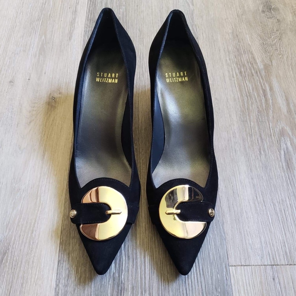 STUART WEITZMAN SUEDE BUCKLE SHOES